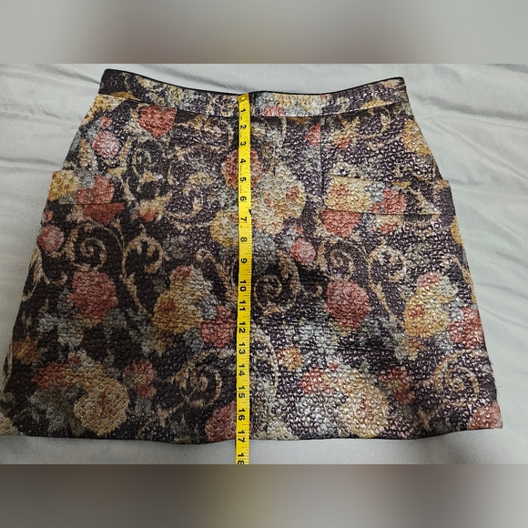 Club Monaco winter skirt with pockets size 10 - Picture 3 of 6